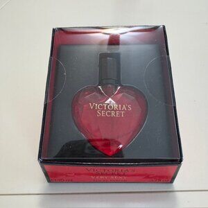 NIB Victoria's Secret Very Sexy Eau De Parfum .33 fl. oz. Travel Purse Size